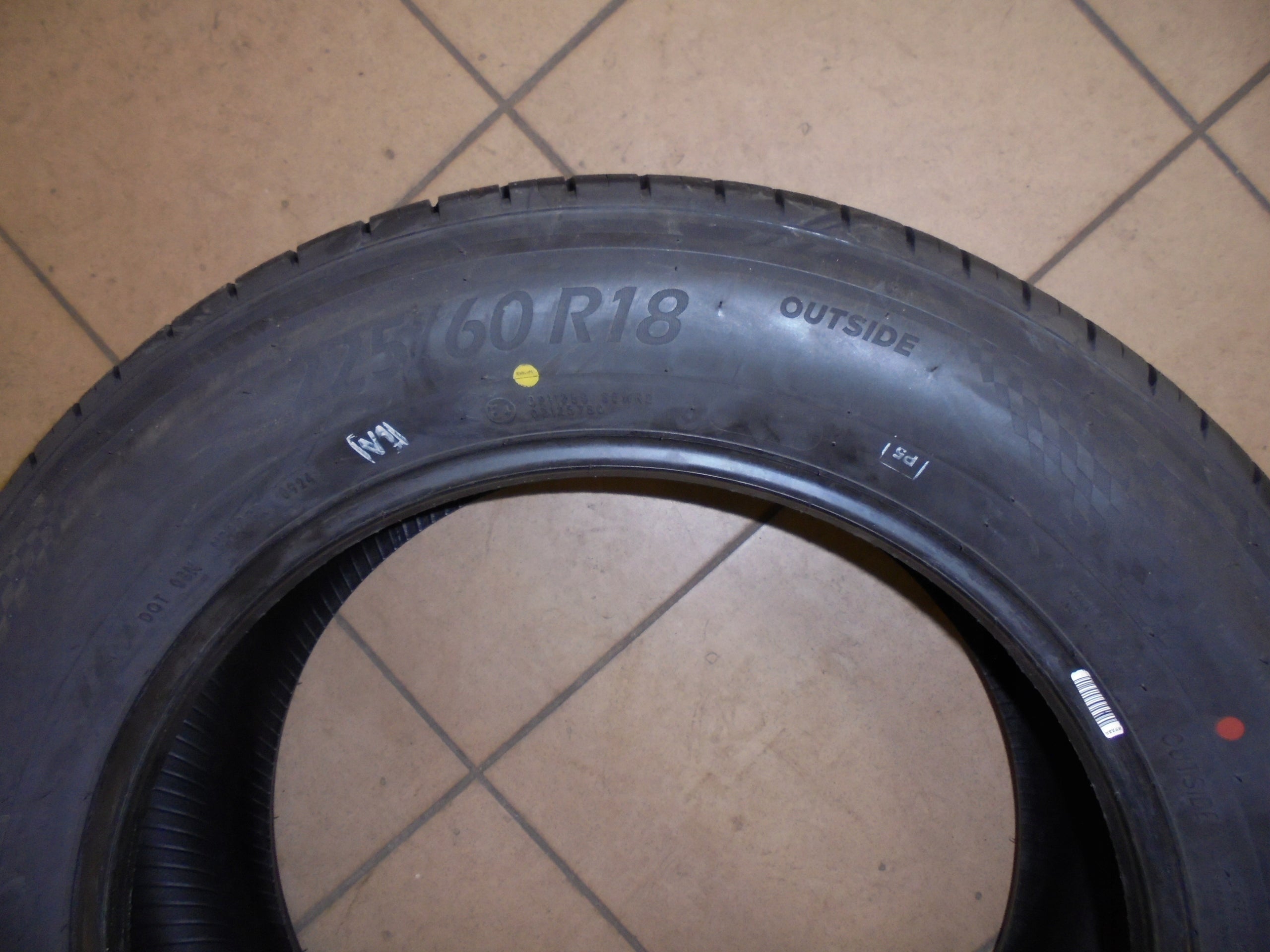 225/60R18 Ceat SportDrive SUV Number of tires offered 1 pc.