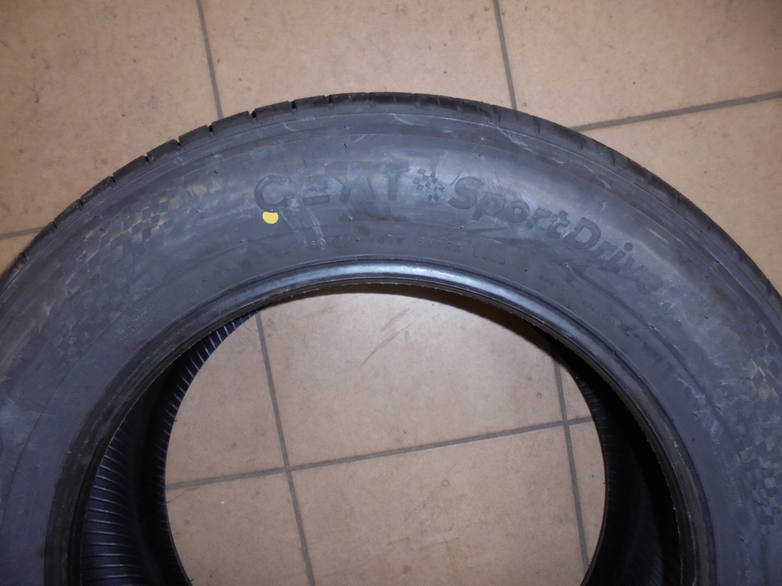 235/60R18 Ceat SportDrive SUV Number of tires offered 1 pc.