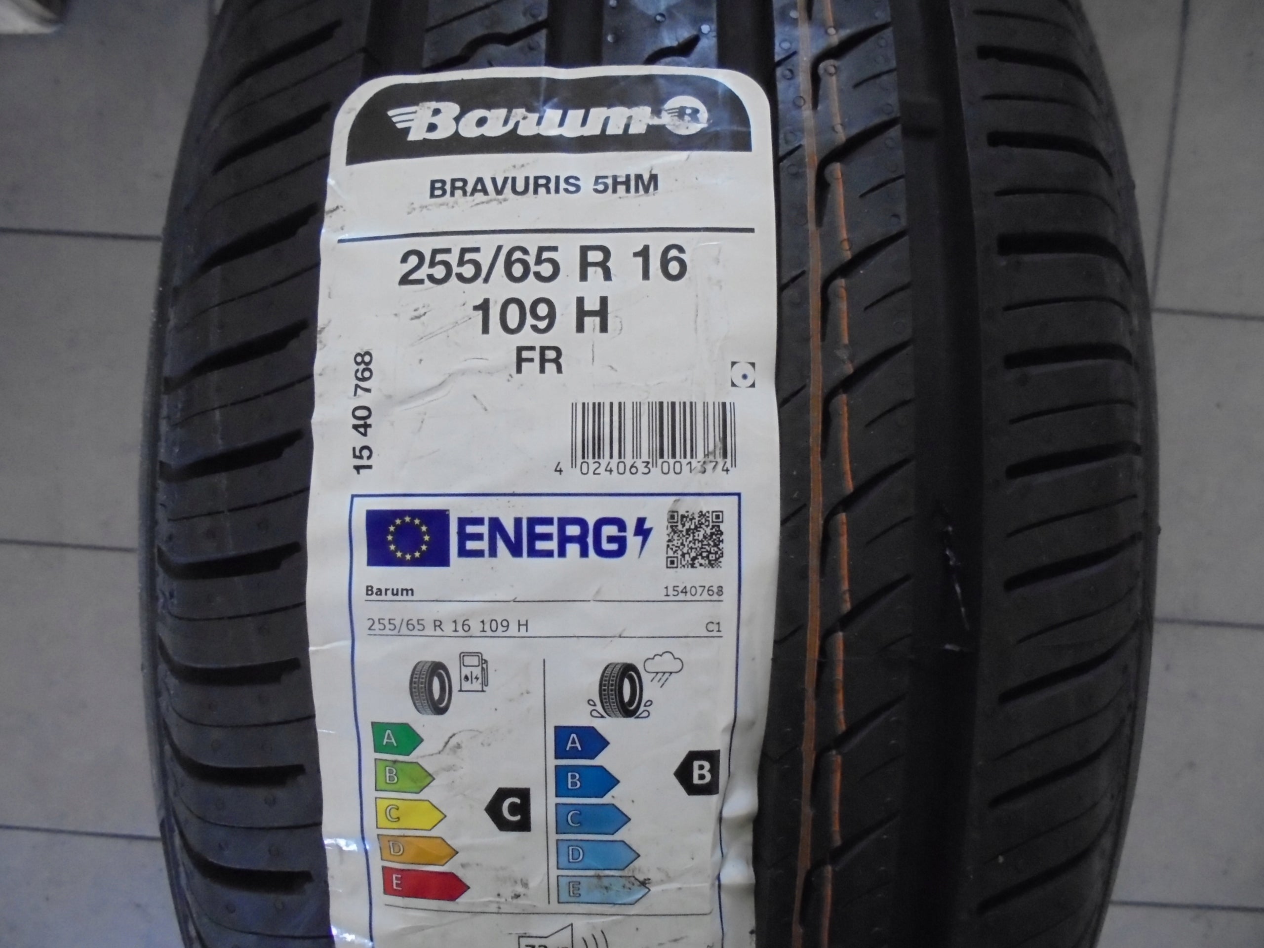 255/65R16 Barum Bravuris 5HM
