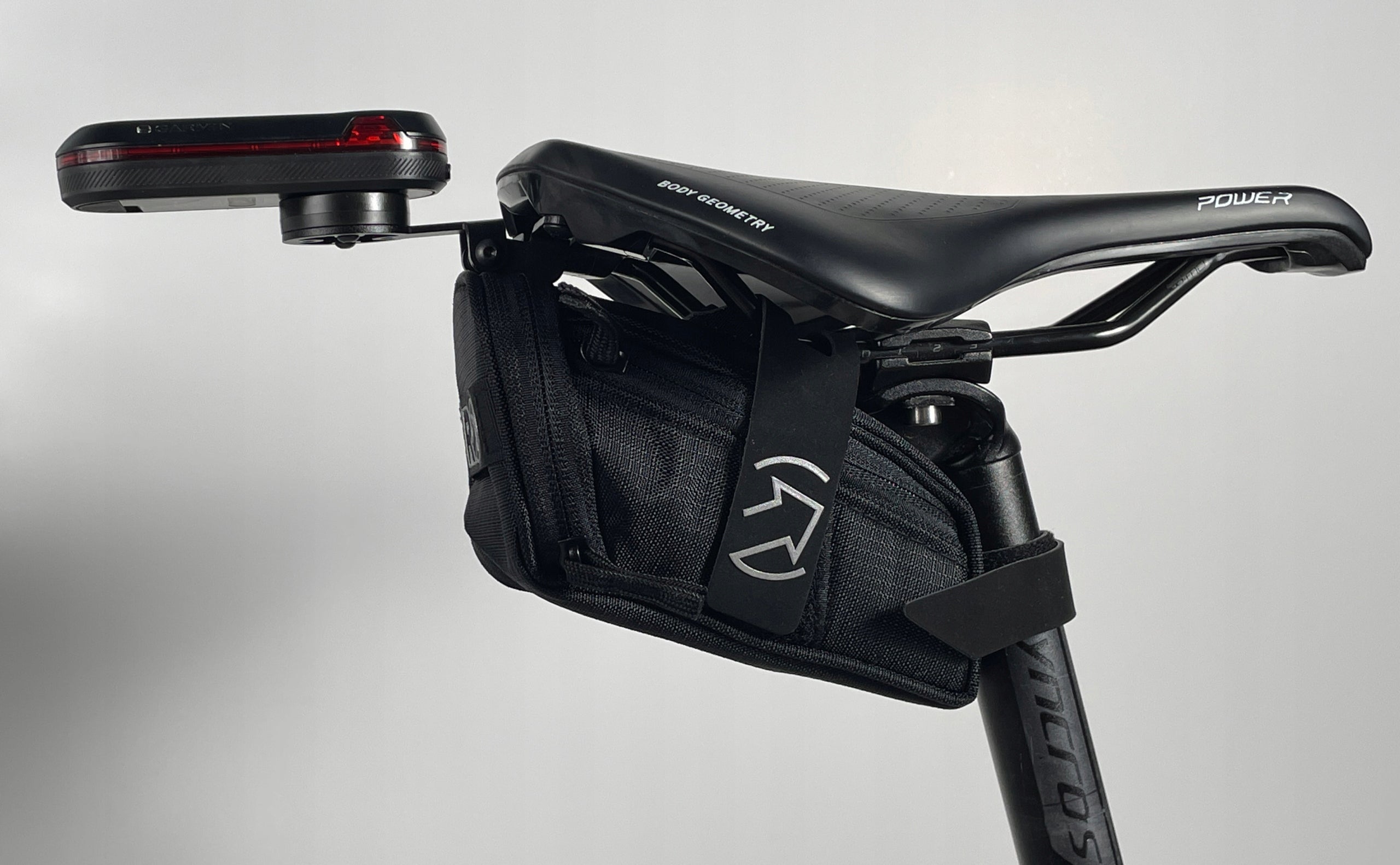 Laikiklis GARMIN VARIA RTL515, tinka SPECIALIZED, su kampo reguliavimu, su arba be krepšelio