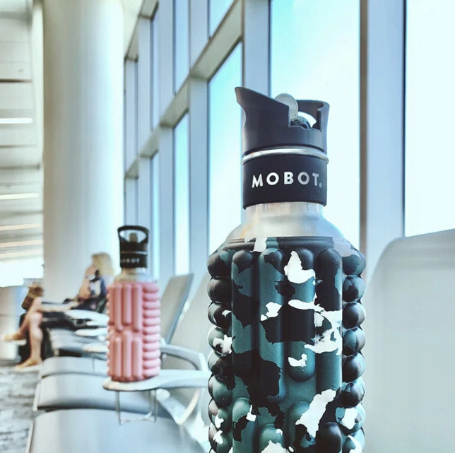 2IN1 ROLLER MASSAGER WITH THERMAL WATER BOTTLE 0.7L MOBOT BOTTLE FOR ATHLETE Brand Mobot
