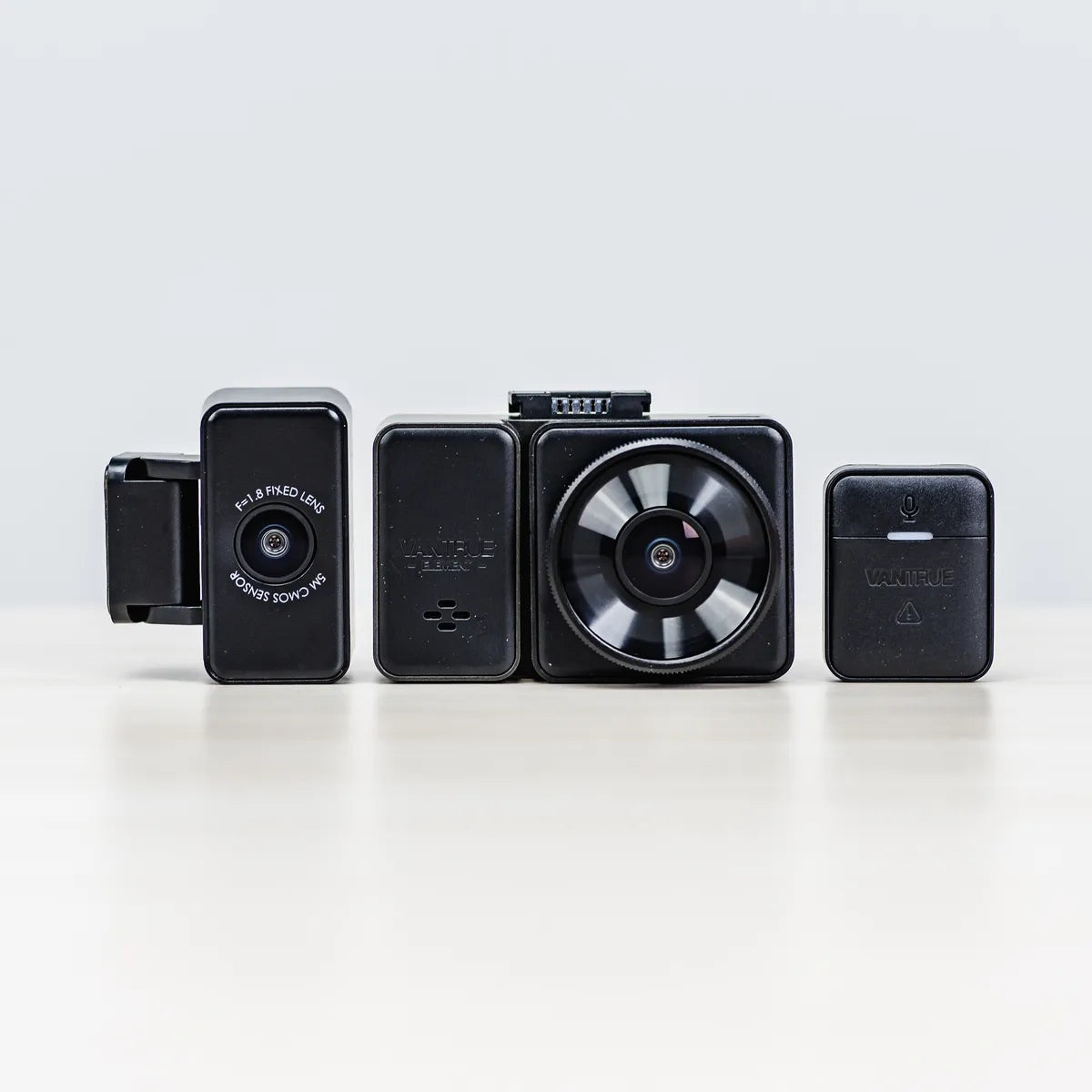 2X Car Camera Vantrue E2 QHD/2,45"/160 Model E2