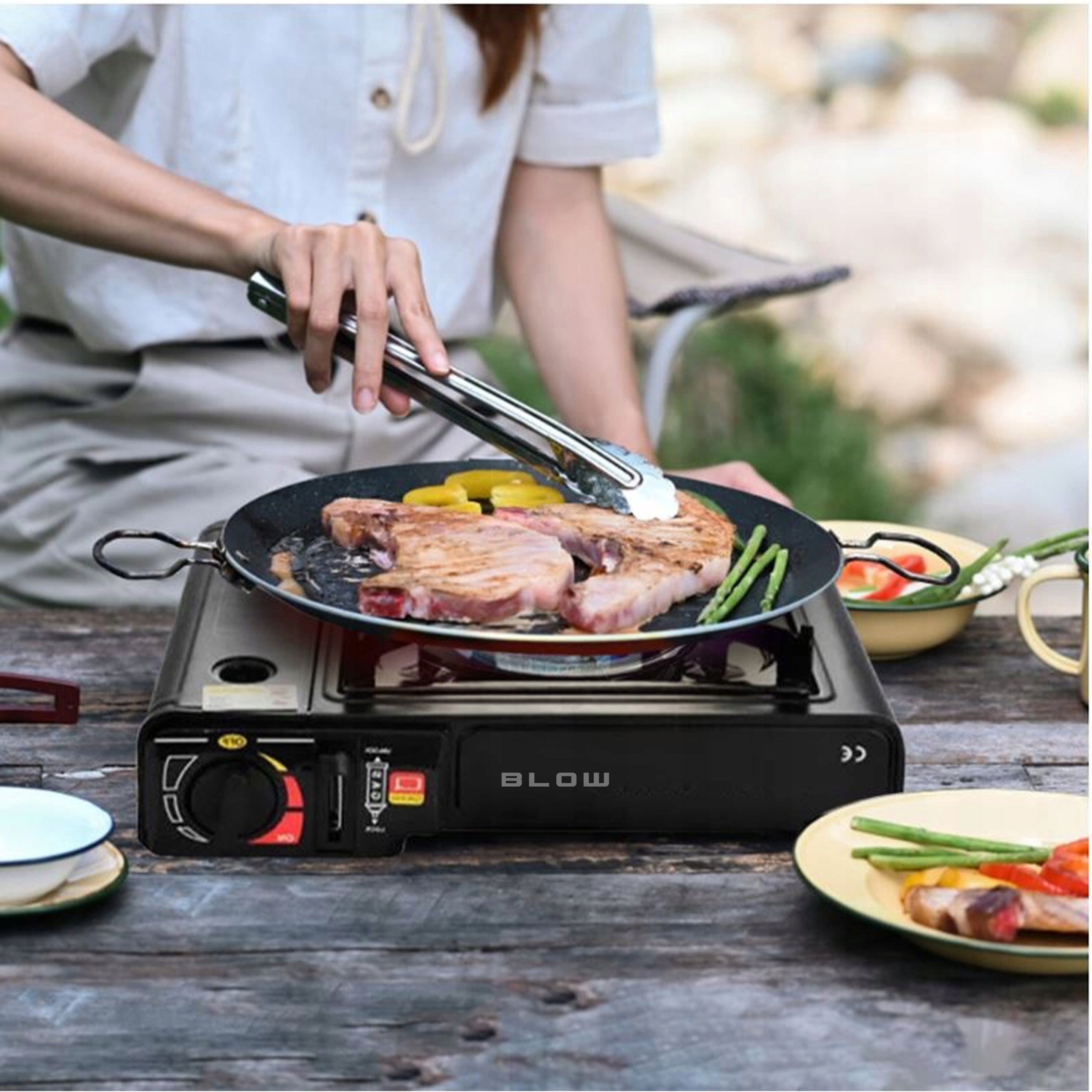 2in1 GAS TOURIST CERAMIC COOKER WITH SUITCASE + 10 x GAS CARTRIDGES Packaging status original