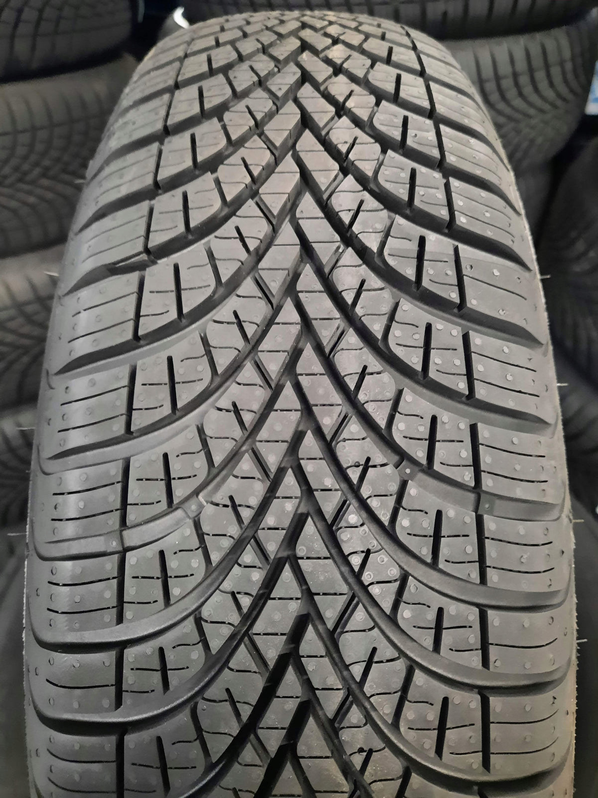2pcs ALL-SEASON TYRES 175/65R14 DĘBICA NAVIGATOR 3 WARSAW