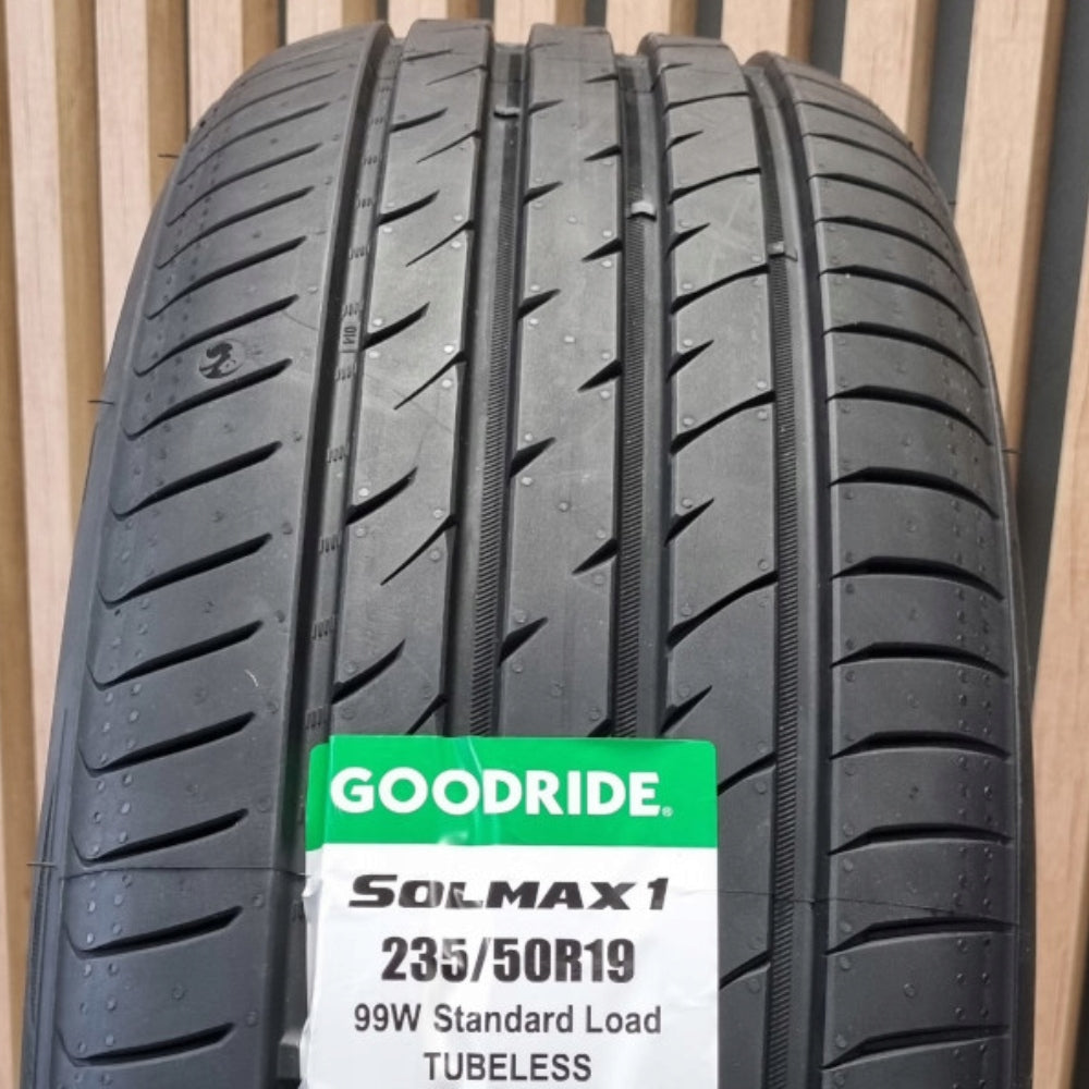 2x 245/45R19 SOLMAX 1 98Y FR GOODRIDE Year of manufacture 2026