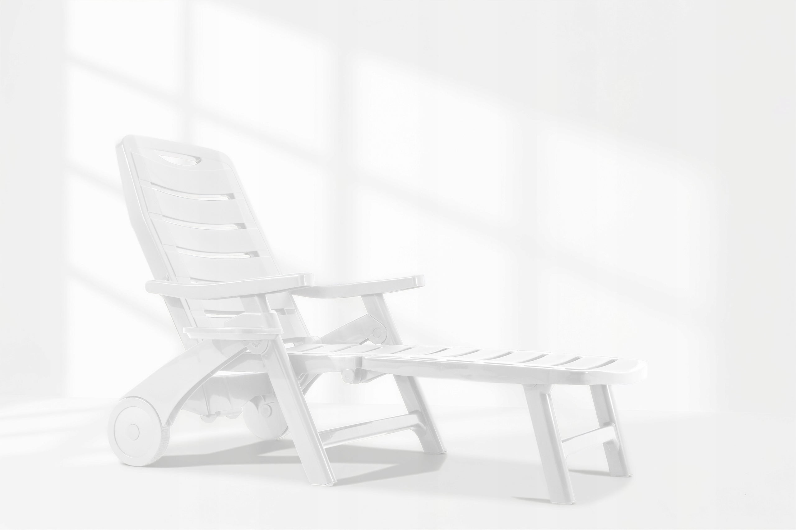 2x DECKCHAIR ON WHEELS KONSIMO TIDIA – GARDEN AND POOL DECKCHAIR FOR GARDEN Kind sunbed