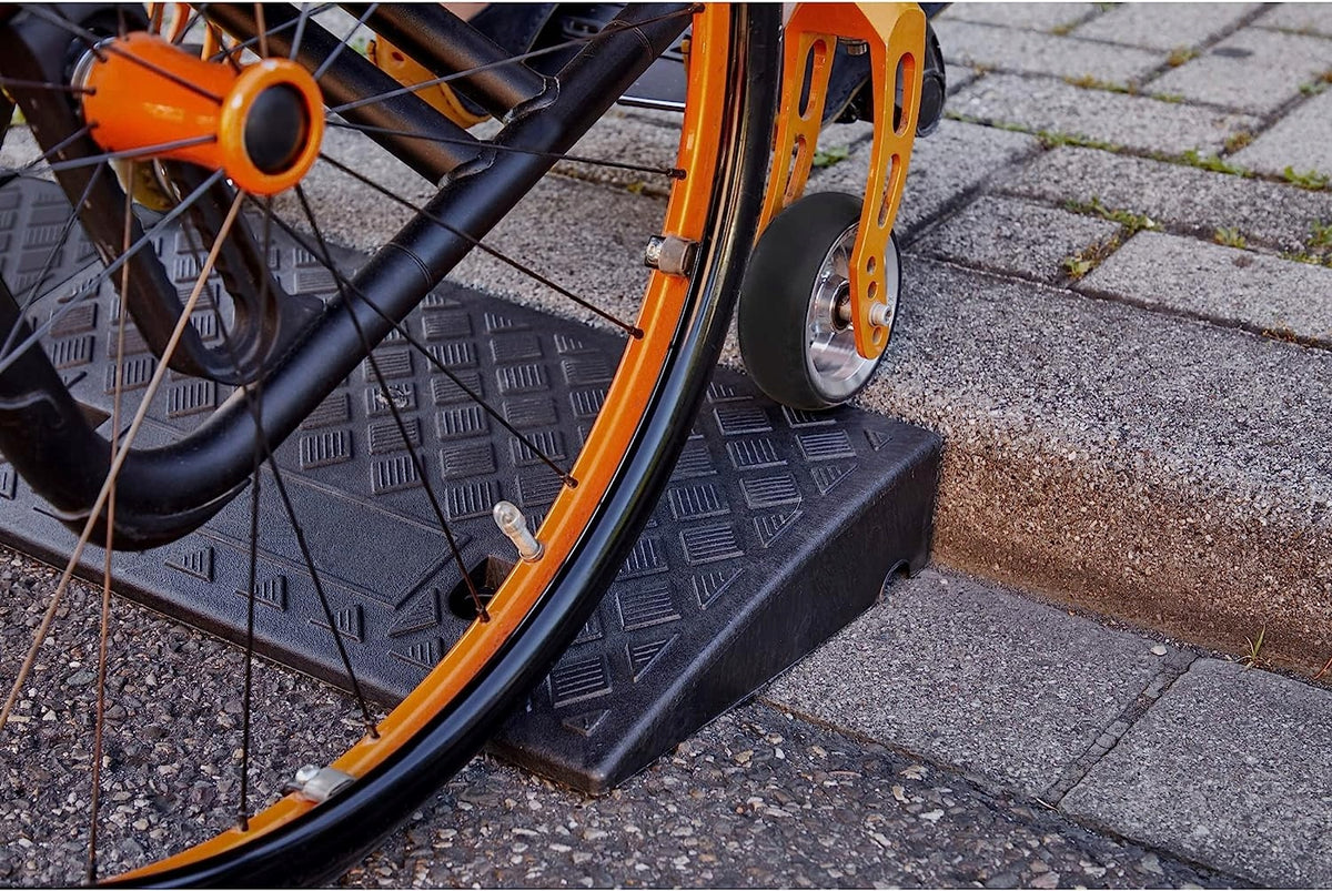 2x DRIVING RAMP FOR CURB VEHICLES 7CM Brand Cartrend