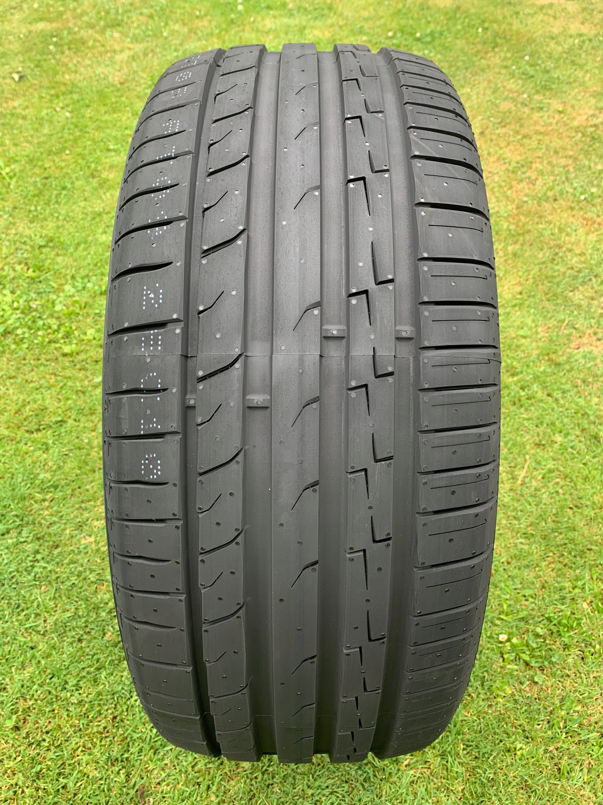 2x SAILUN ATREZZO ZSR 2 245/40/17 245/40R17 ZR17 Rant Summer 2026r Year of manufacture 2026