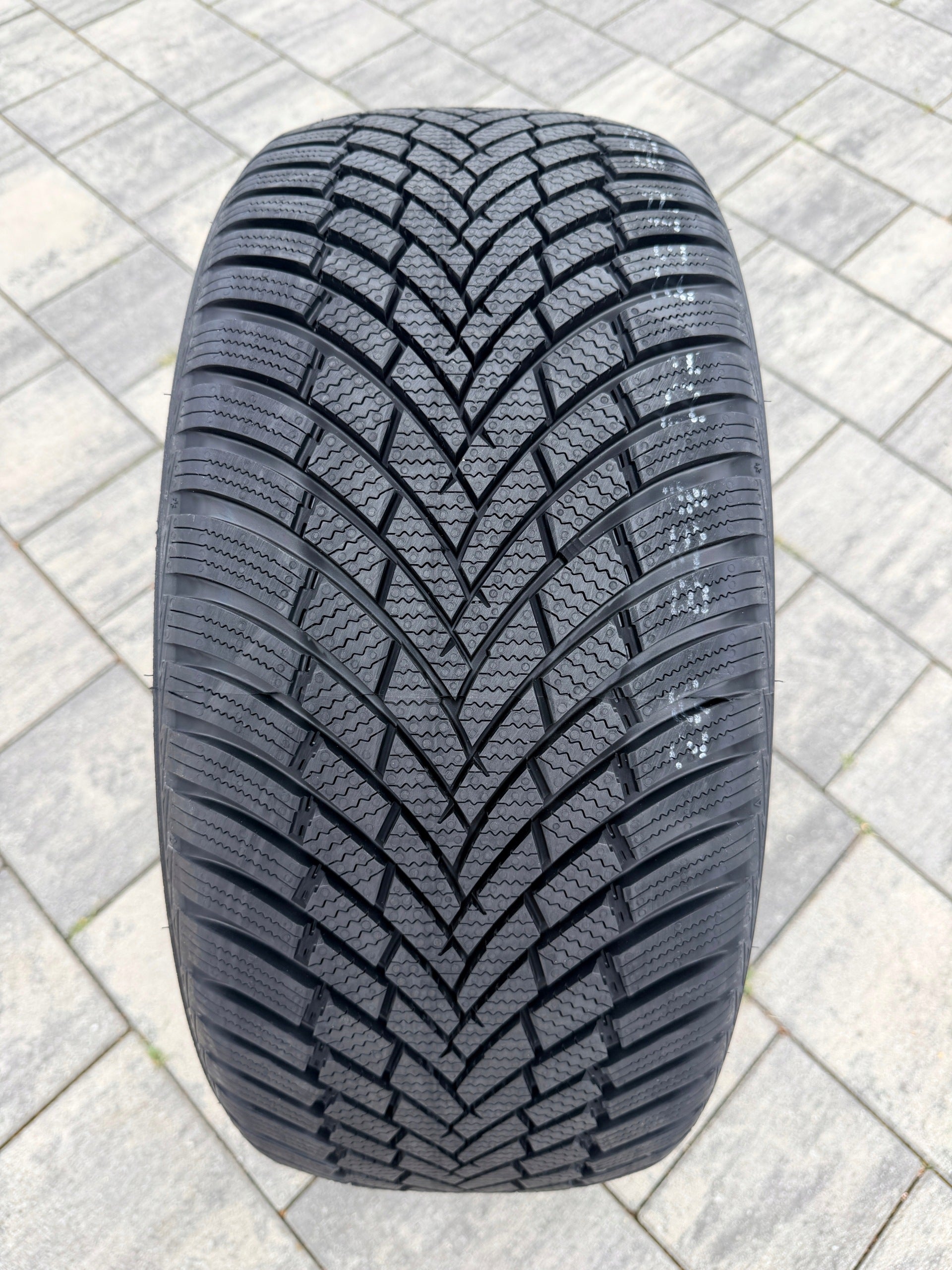 2x SAILUN Alpine 2 225/50/17 225/50R17 225/50 R17 Rant Winter 2026r. Year of manufacture 2026