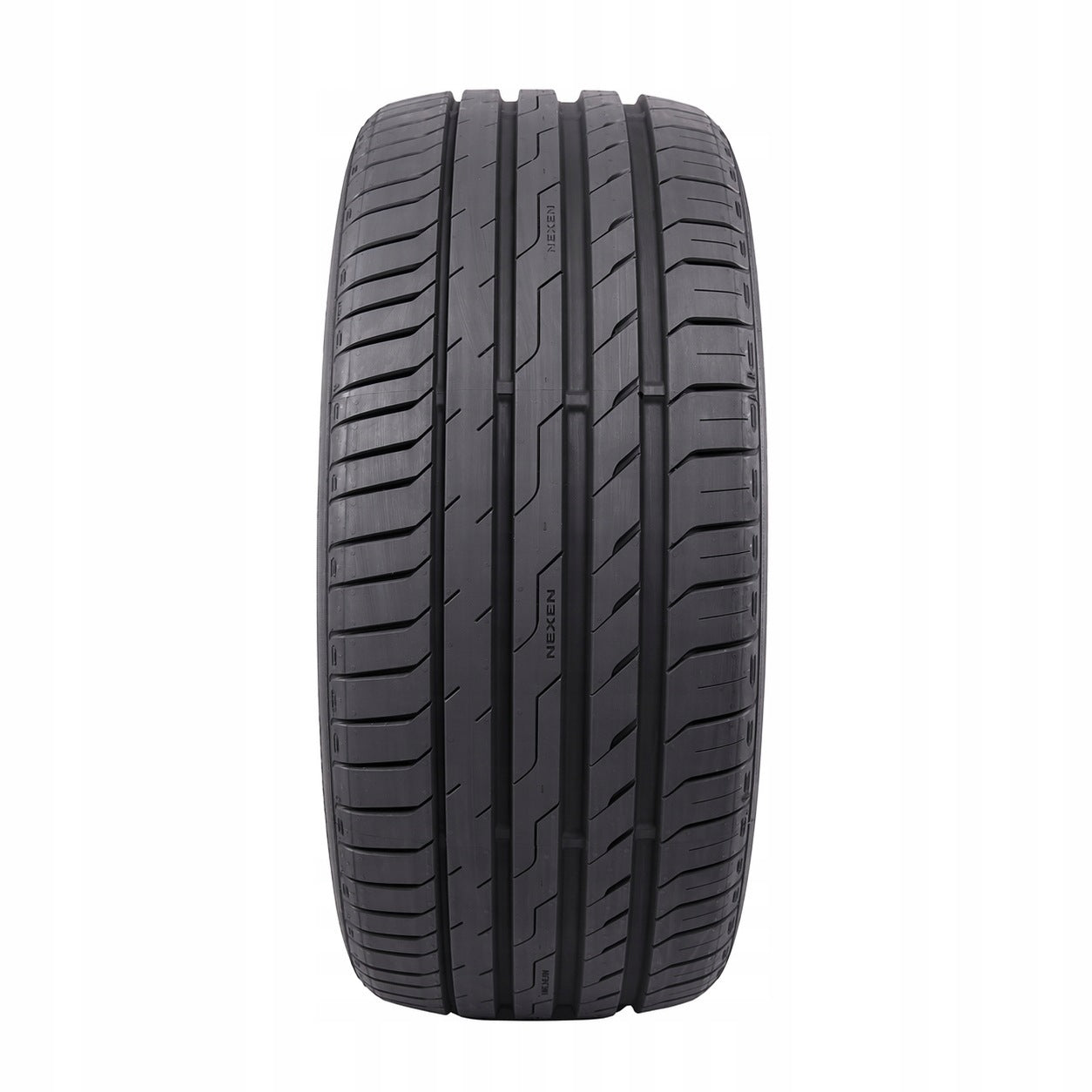 2x SUMMER TYRES 225/40R18 Nexen Nfera Sport 92Y Year of manufacture 2025