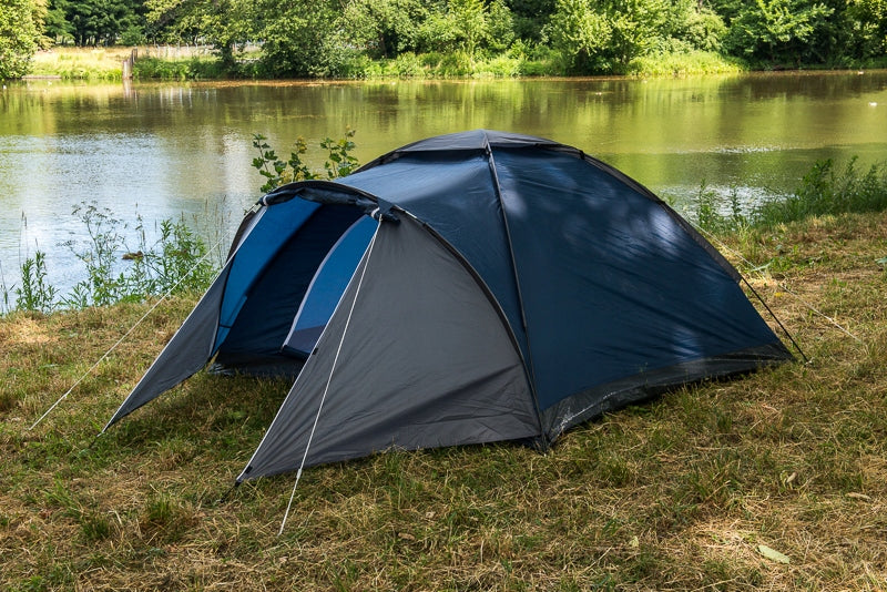 3 PERSON FAMILY CAMPING TENT WITH TROPICAL VESTIBULE Manufacturer code Zefir 3 PRO