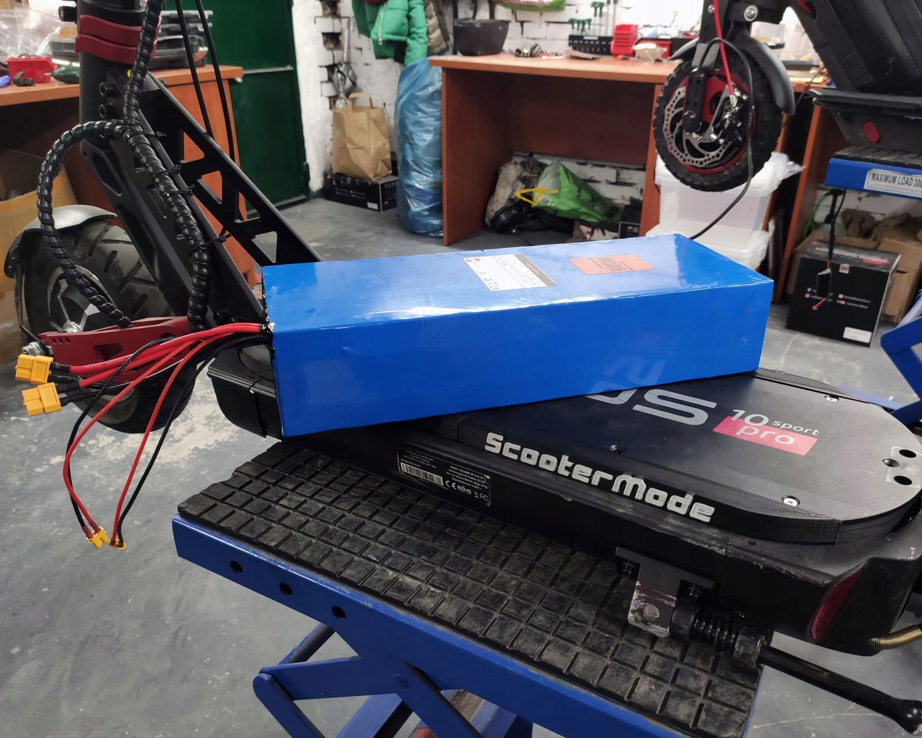 35Ah 52V Techlife X8 Battery Weight 6 kg