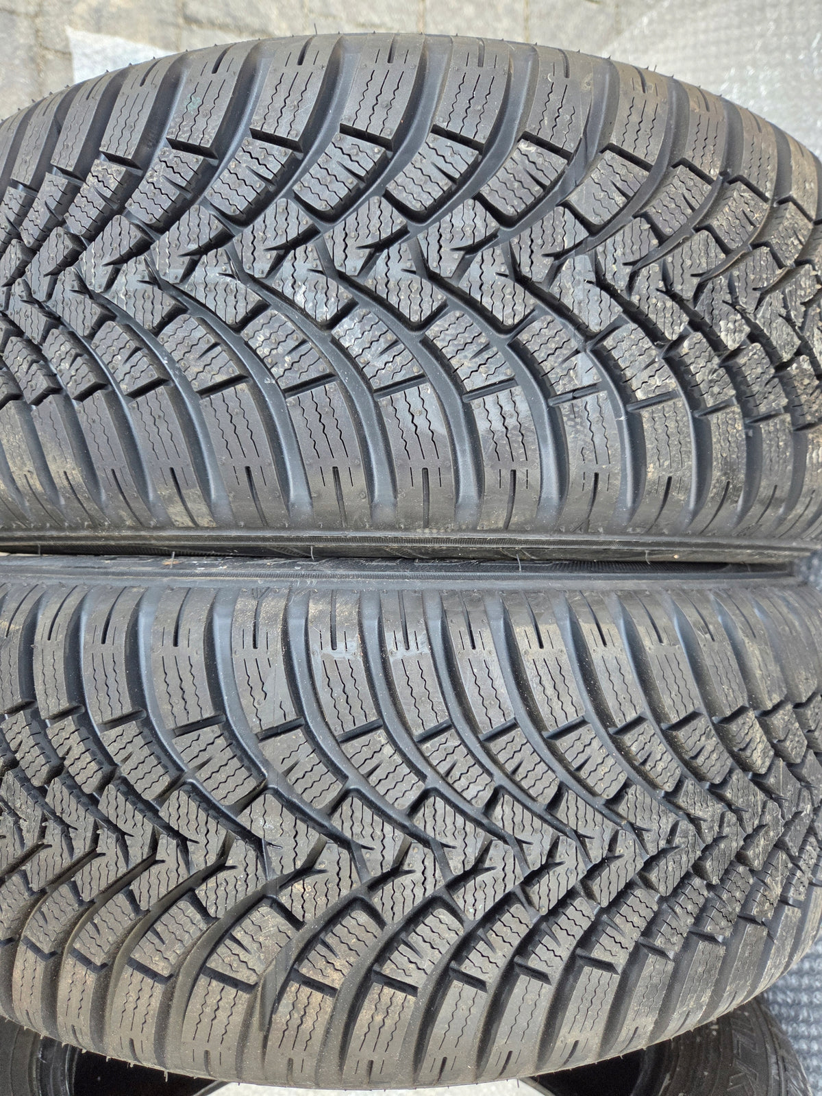 3X TYRE FALKEN EUROWINTER HS01 195/55/16 87H NEW Year of manufacture 2021