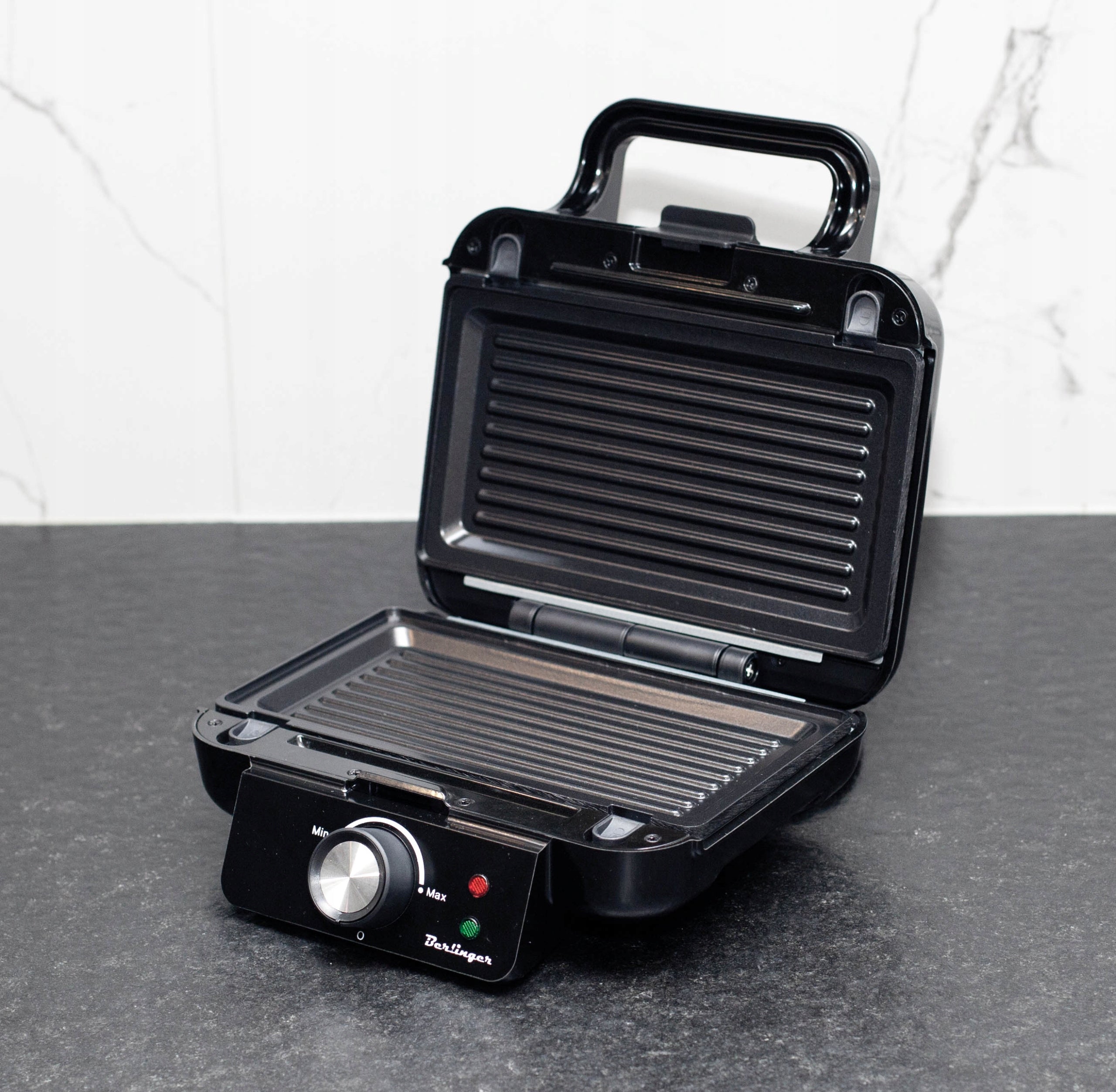 3in1 waffle iron – toaster, toaster, grill, temperature control, high power Model MAX-2050-W Opiekacz grill gofrownica
