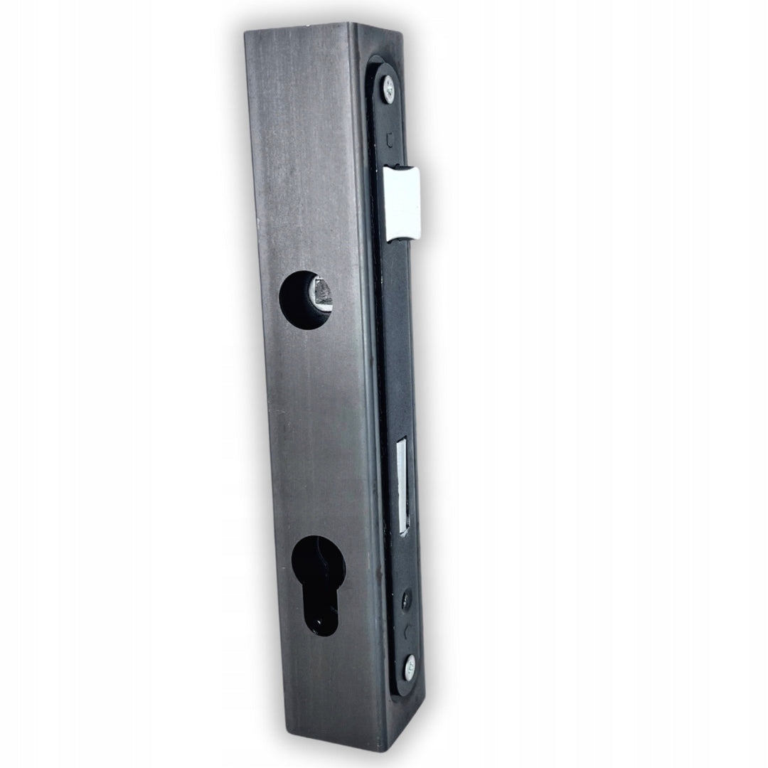 40x40 cassette with embossing and 90/22 narrow lock for wicket insert
