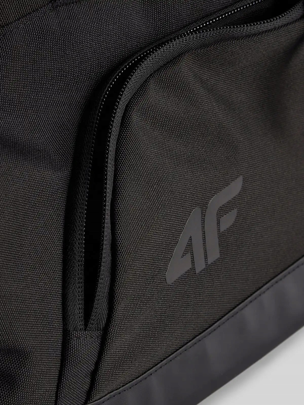 4F Cute SPORTS TRAVEL BAG U116 black - 34 L Brand 4F