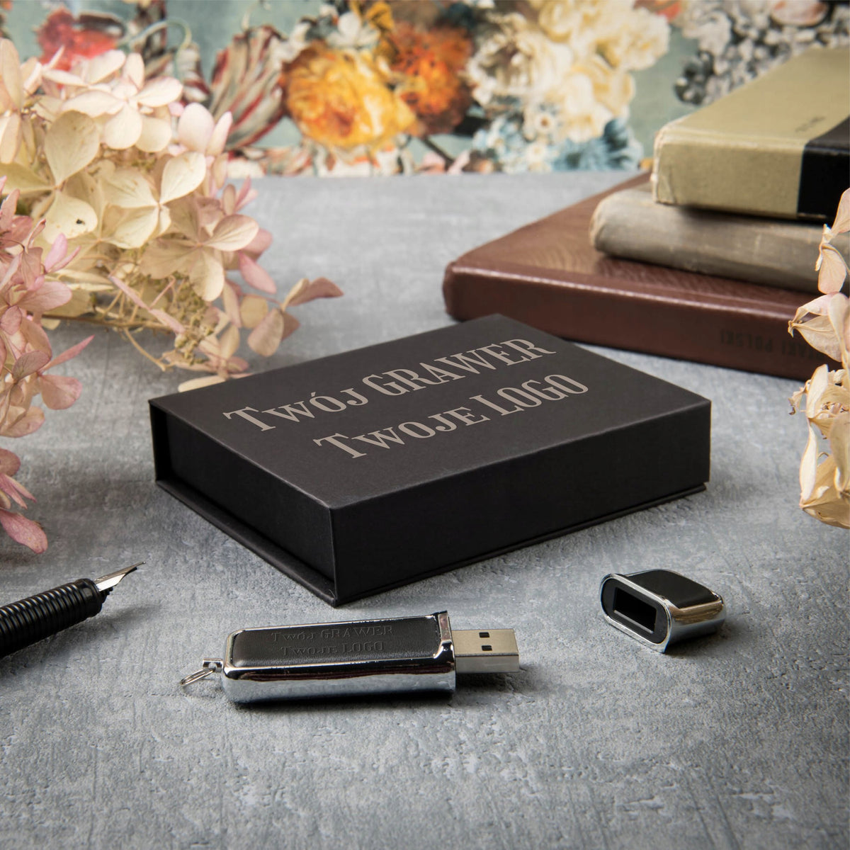 4GB USB 2.0 Leather Flash Drive + Magnet Box + Engraving Your LOGO Color black