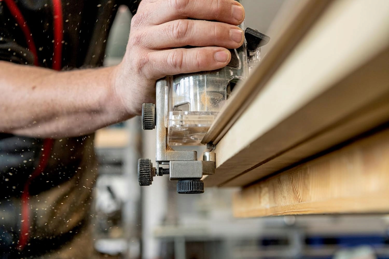 500W COMPACT EDGE MILLING MACHINE FOR WOOD WITH ONE HAND Milling machine type plunge