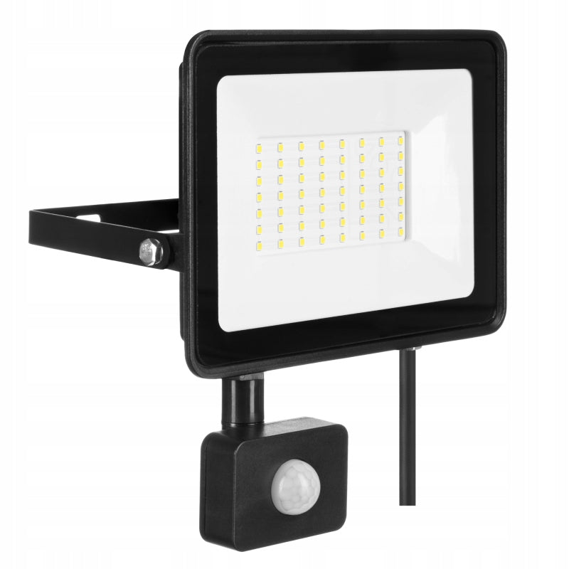 50W LED floodlight with motion sensor cold color IP44 Solis halogen led Batteries included no