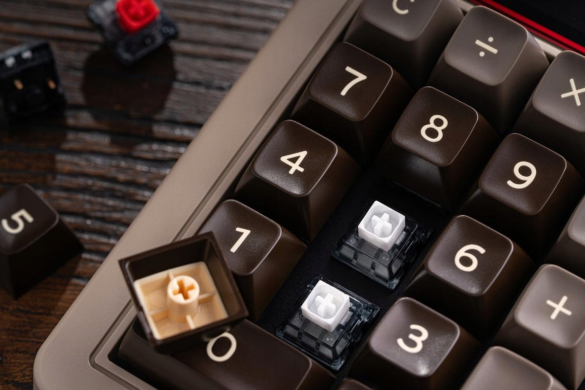8BitDo Retro Numeric Keyboard 18 - C64 Edition | Numpad + Calculator Packaging status original