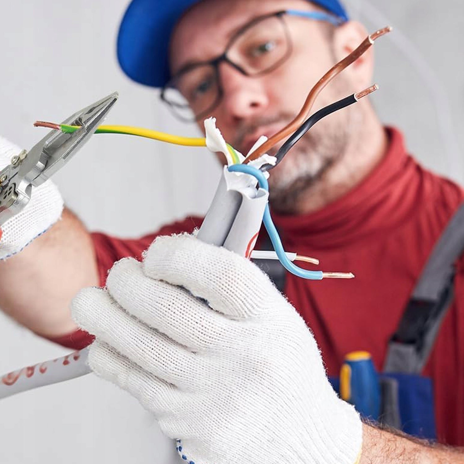 9IN1 UNIVERSAL ELECTRICAL PLIERS WITH CURRENT MEASUREMENT AND STRIPING FUNCTION