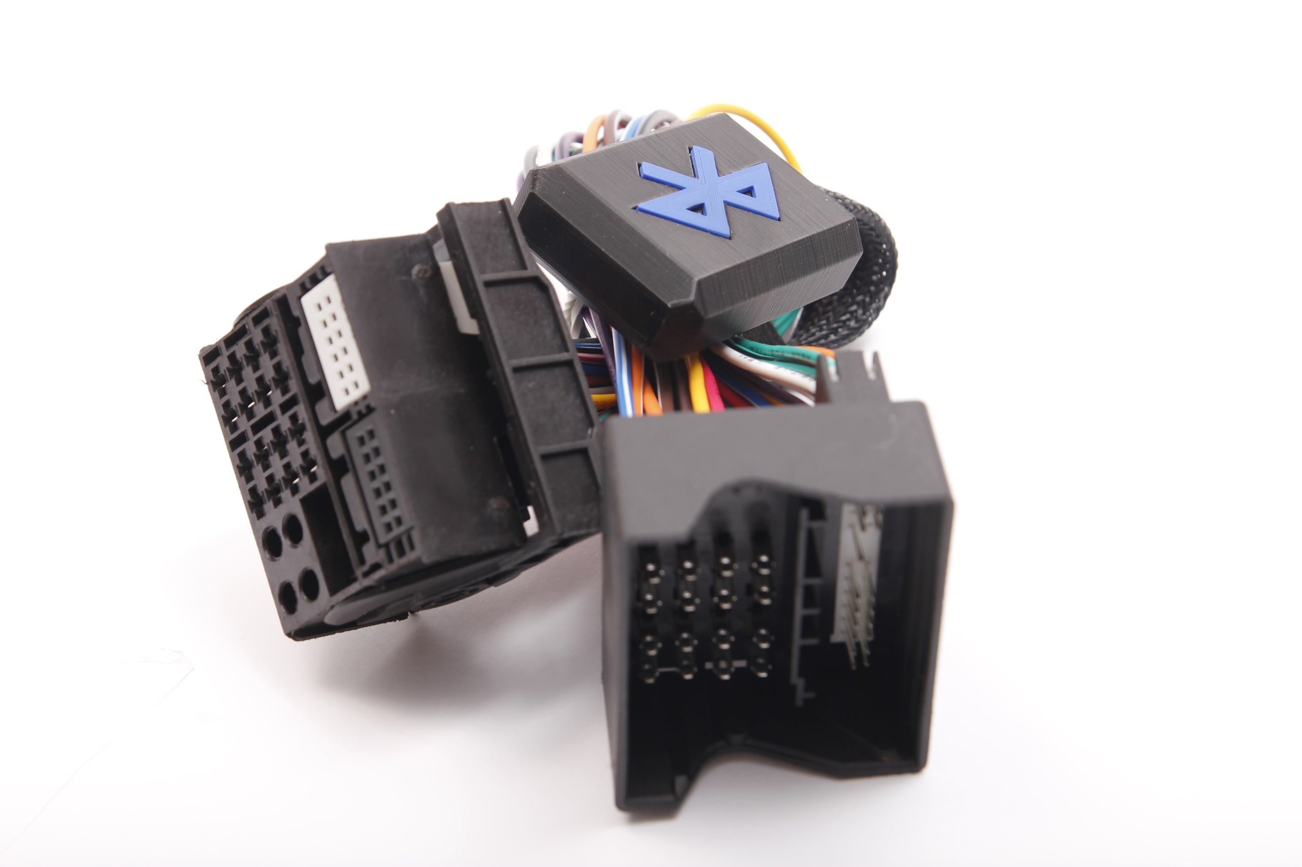 ADAPTER BLUETOOTH MODULE AUX TO VW MFD2 Manufacturer code BT5-MFD2-PA23