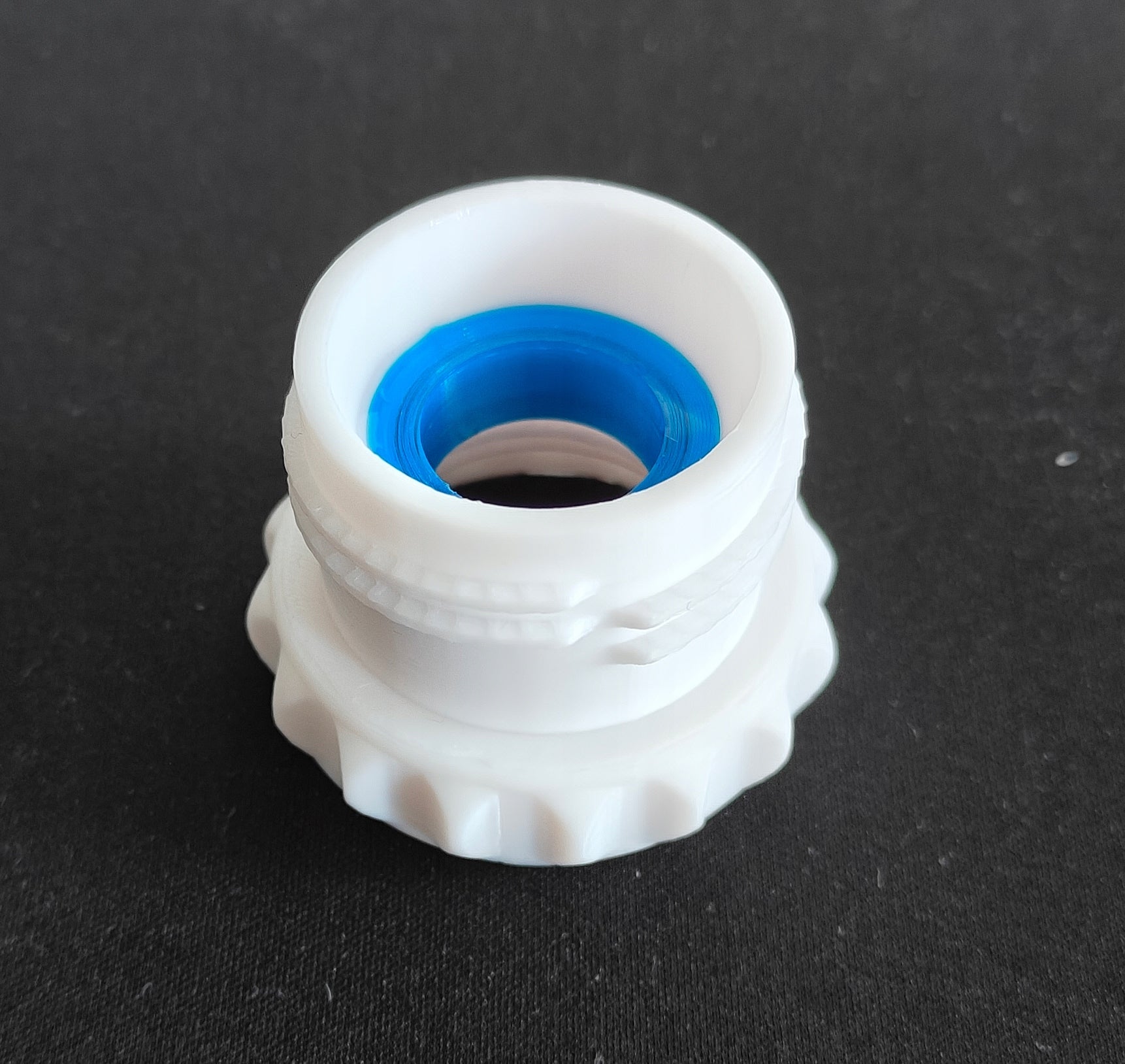 ADAPTER BUTELEK PET DO SATURATORA AQUAFLOOW BUBBWATER - BIAŁY Dominant color white
