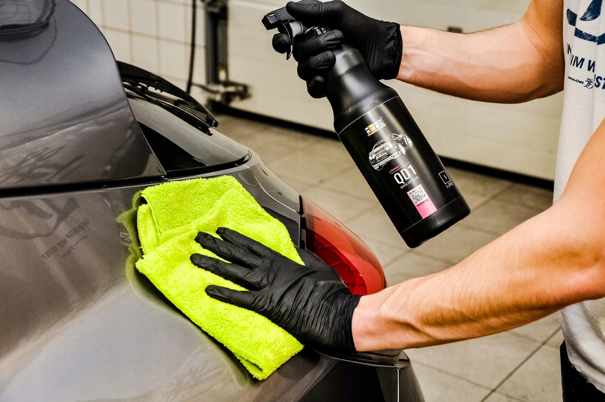ADBL QD1 QUICK DETAILER +TOWEL GIVES DEPTH AND SHINE PROTECTS THE VARNISH EAN (GTIN) 5902553794489