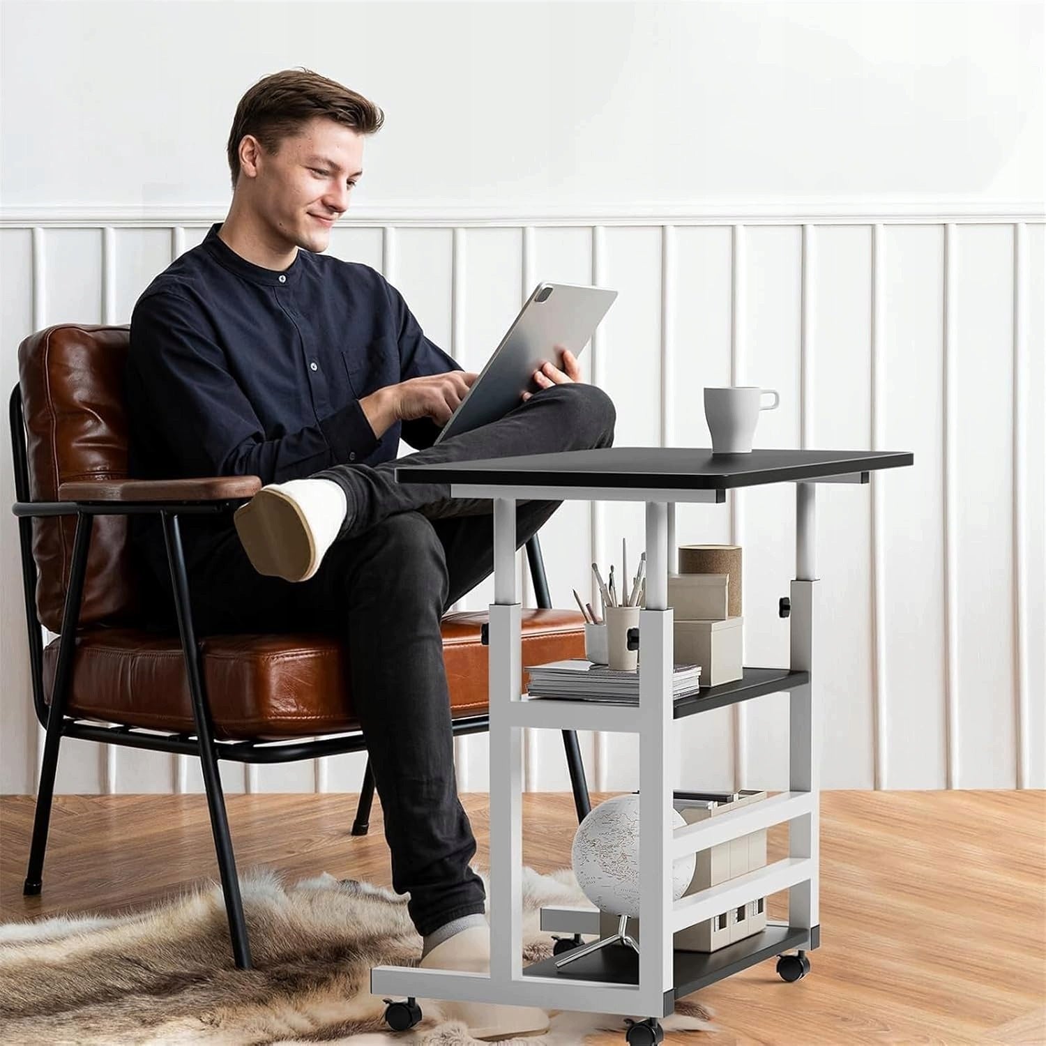 ADJUSTABLE MOBILE TABLE LAPTOP DESK COMPUTER ON WHEELS STAND Packaging status original
