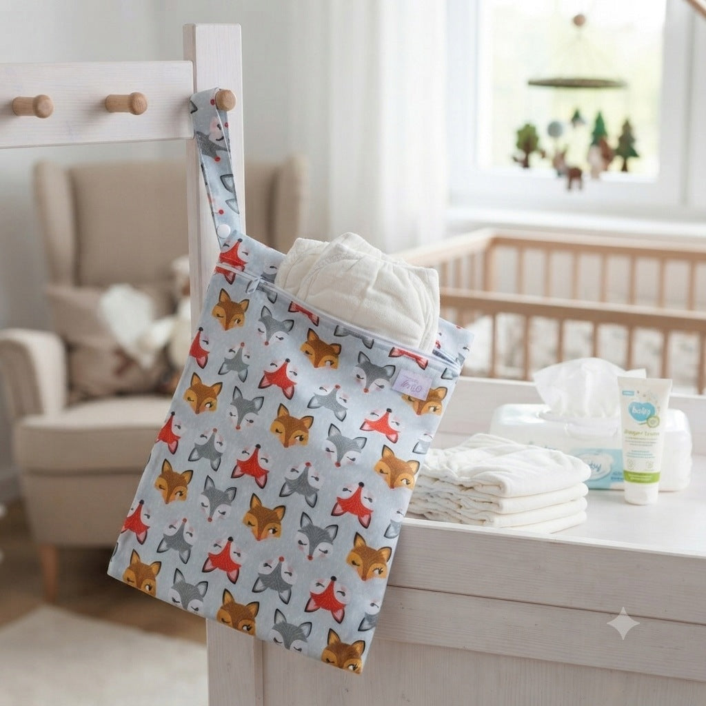 AIRTIGHT BAG bag for wet diapers clothes and inserts 30x40cm with zipper Brand Simed