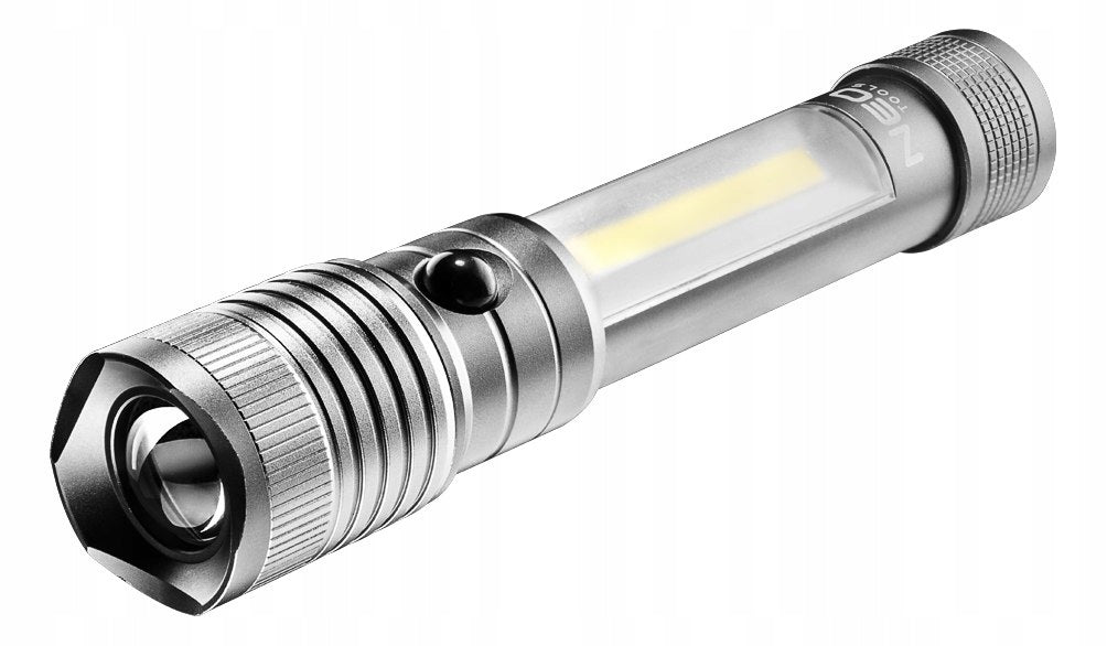 Handlampe Neo, 240 lm, 5 W, mit Batterien 4 x AAA 