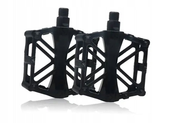 ALUMINUM PLATFORM PEDALS WITH PINS, black