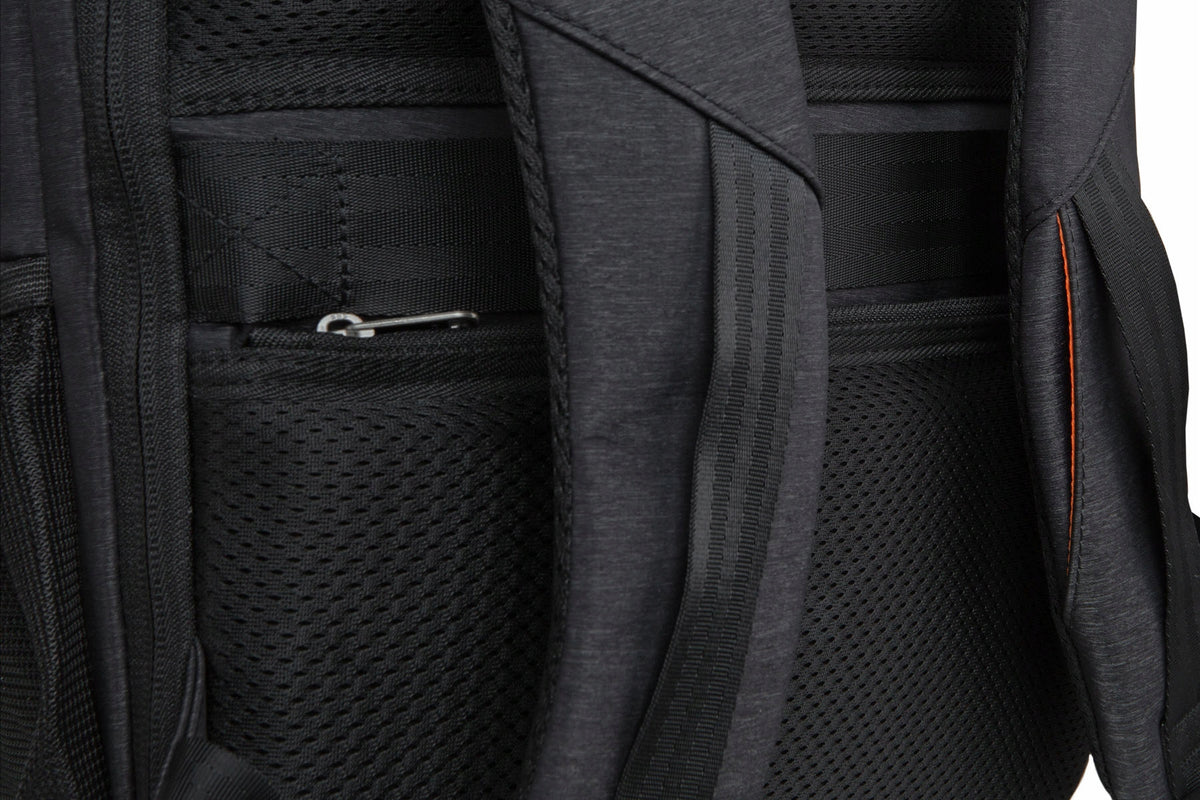 ANTI-BURGLARY BACKPACK - R-BAG - RANGE BLACK # Gender man
