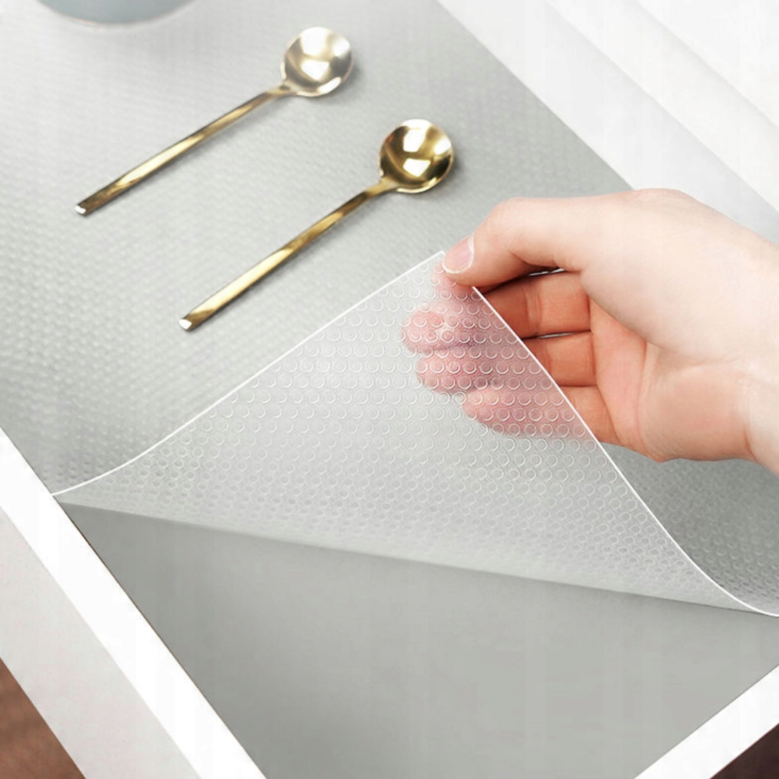ANTI-SLIP PROTECTIVE MAT FOR CABINET DRAWERS, WHITE, 500X50, FREEBIE KNIFE Kind mat