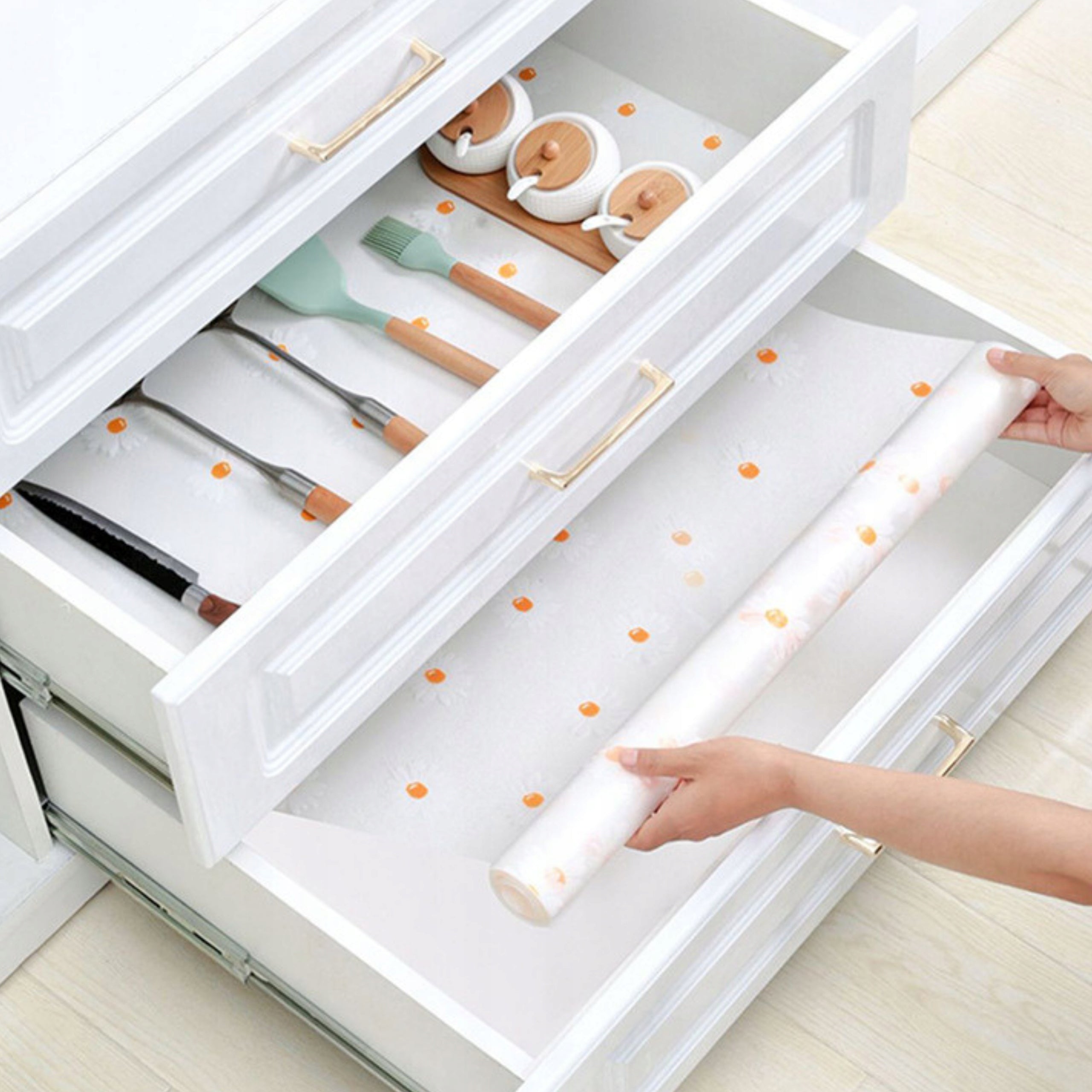 ANTI-SLIP PROTECTIVE MAT FOR CLOSET DRAWERS WARDROBES 300x60 DAISIES Length 300 cm