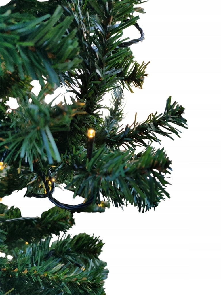 ARTIFICIAL CHRISTMAS TREE 2.10M WITH LED LIGHTS Manufacturer code 005863