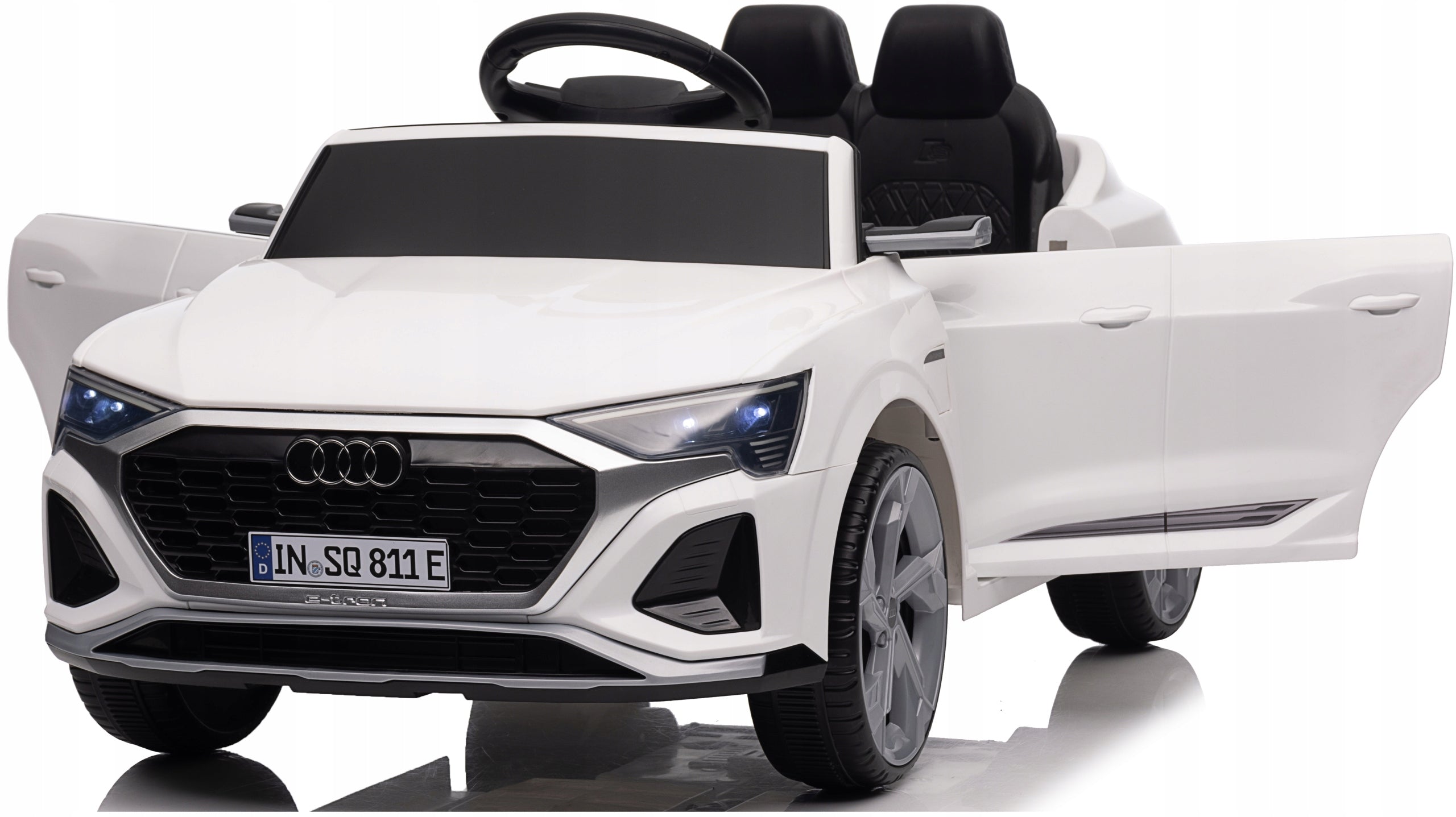 AUDI SQ8 4x4 Auto battery-operated LEATHER PILOT SOFT EVA WHEELS car 12V