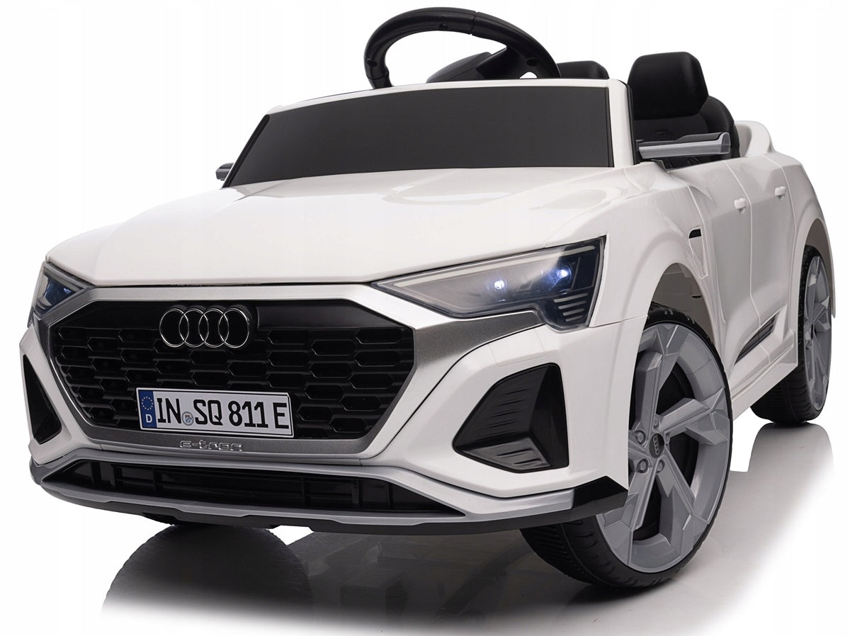 AUDI SQ8 4x4, EVA, LEATHER Auto battery 12v 7ah, 2.4G LED remote control Kid's age 2＋ years