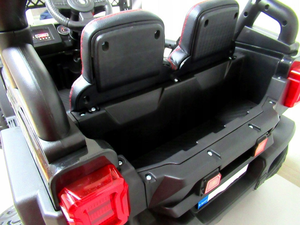 AUTO X17 R-SPORT Auto Battery Operated EVA LEATHER Remote Control Lithium-Ion Battery Color black