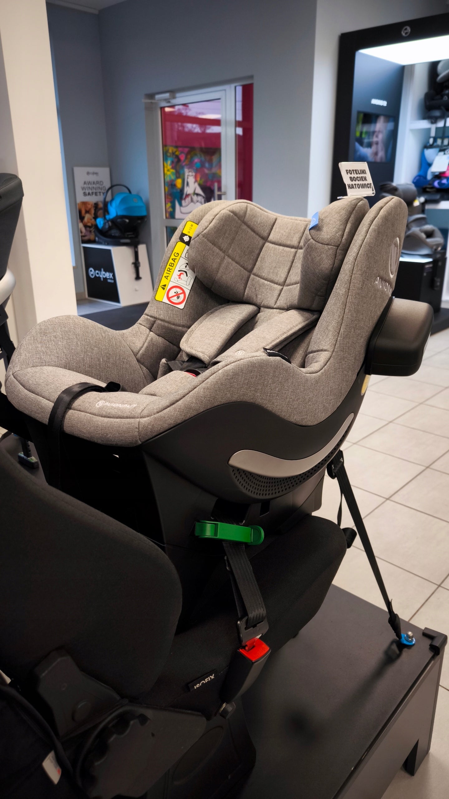 AVIONAUT SKY Q SMART GREY CAR SEAT UP TO 125 CM RWF PLUS TEST Manufacturer code SKY.NL.01.Q GREY