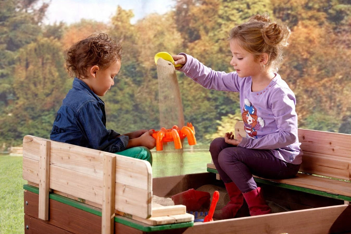 AXI Large Wooden Sandbox with Ella Benches Manufacturer code A031.010.00