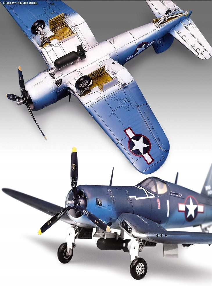 Surenkamas modelis Academy F4U1 Corsair