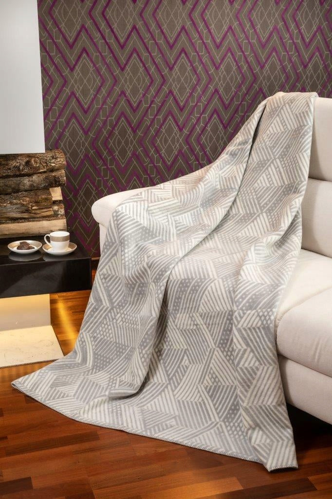 Acrylic cotton blanket 150x200 1382/1 grey light zigzag bedspread plaid