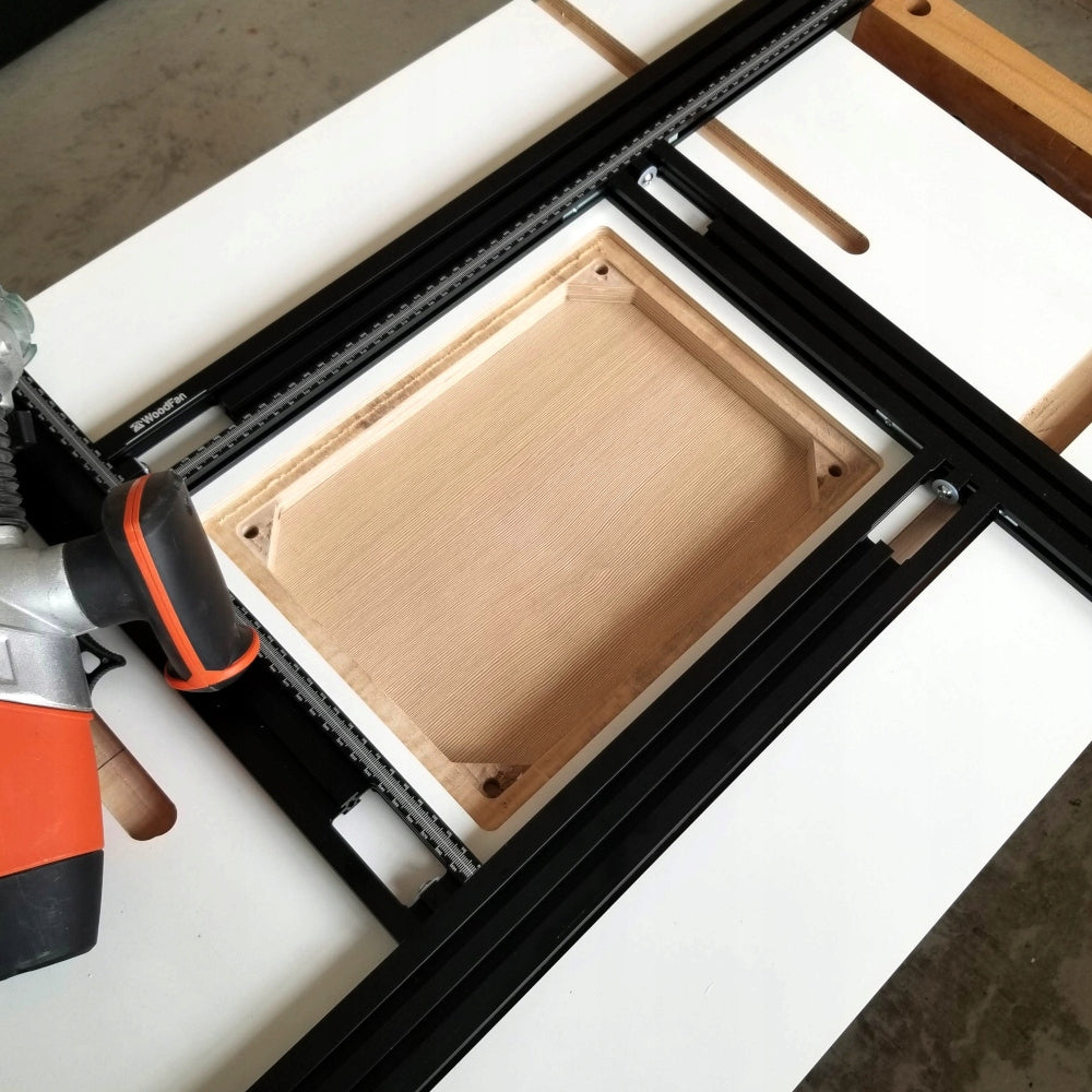 Adjustable template for milling 550x550mm Premium Batteries included no