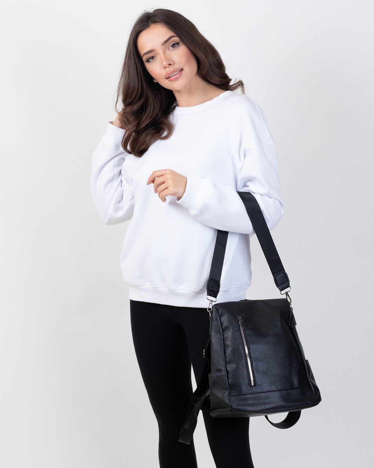 Alessio BACKPACK ROOMY ELEGANT CITY bag / backpack 2in1 ANTI-THEFT Manufacturer code Alessio 42212