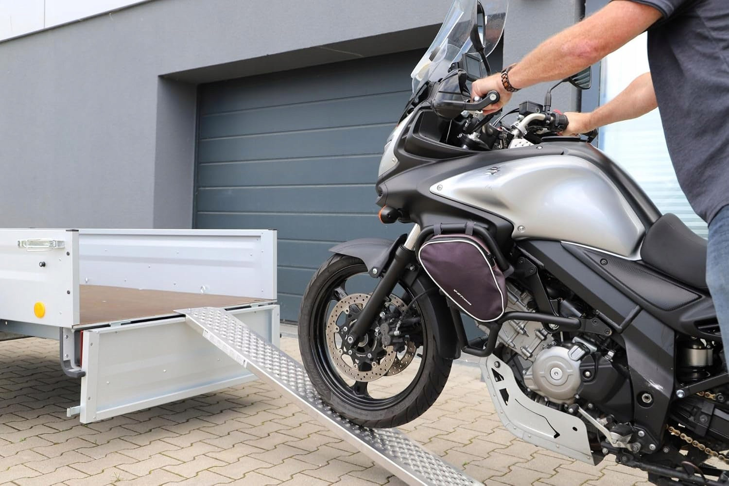 Aluminium overrun ramp UNITEC 2pcs. load capacity pair 400 kg Manufacturer code 4008153103209