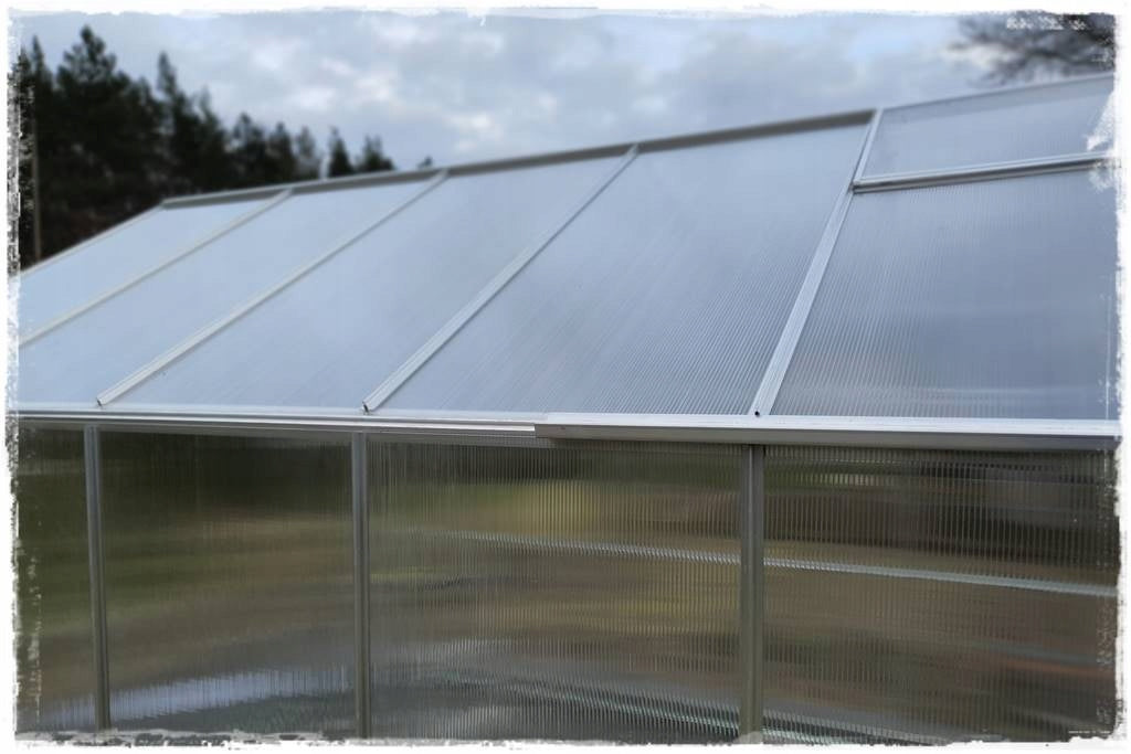 Aluminum Garden Greenhouse with Polycarbonate 190x363x191cm Product height 191 cm