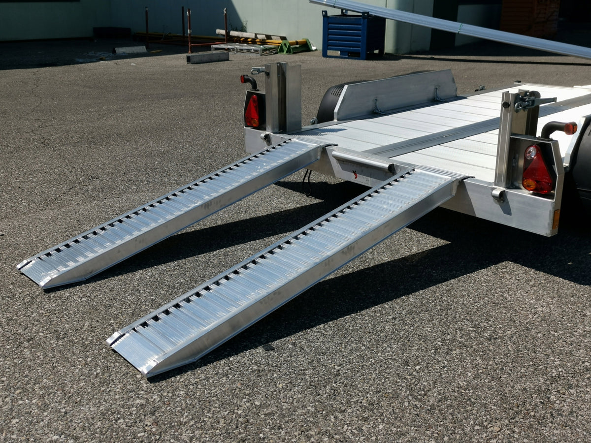 Aluminum Overrun Loading Ramps 2m lifting capacity 1800kg EAN (GTIN) 8053295790103