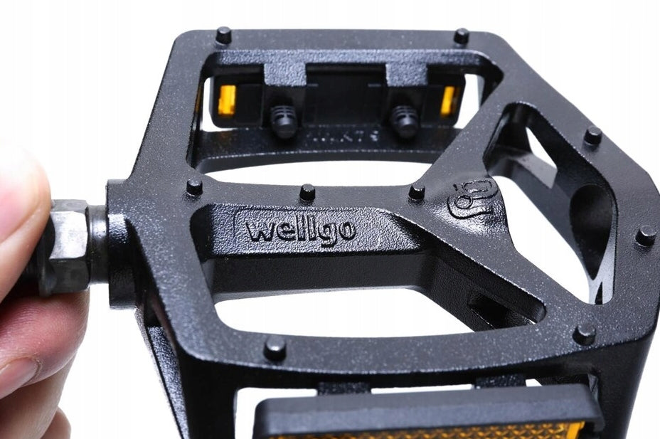 Aluminum Platform Bike Pedals for MTB Bike Trekking Black Lightweight Packaging status original