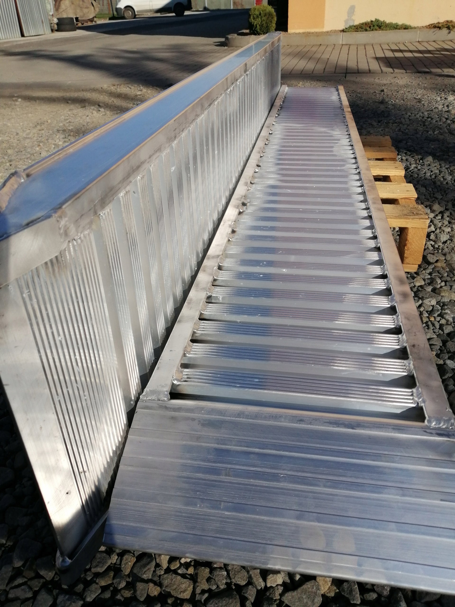 Aluminum Raids 2,5m to 1750kg, Italian quality, proven supplier Manufacturer code 70x25nb